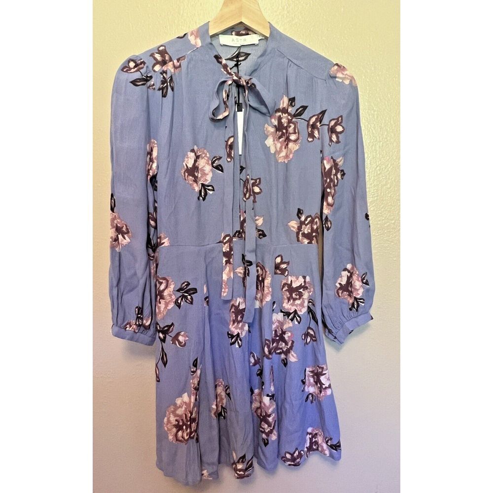 ASTR the Label Periwinkle Purple Lavender Floral Mini Dress with Bow‎ Tie XS NWT